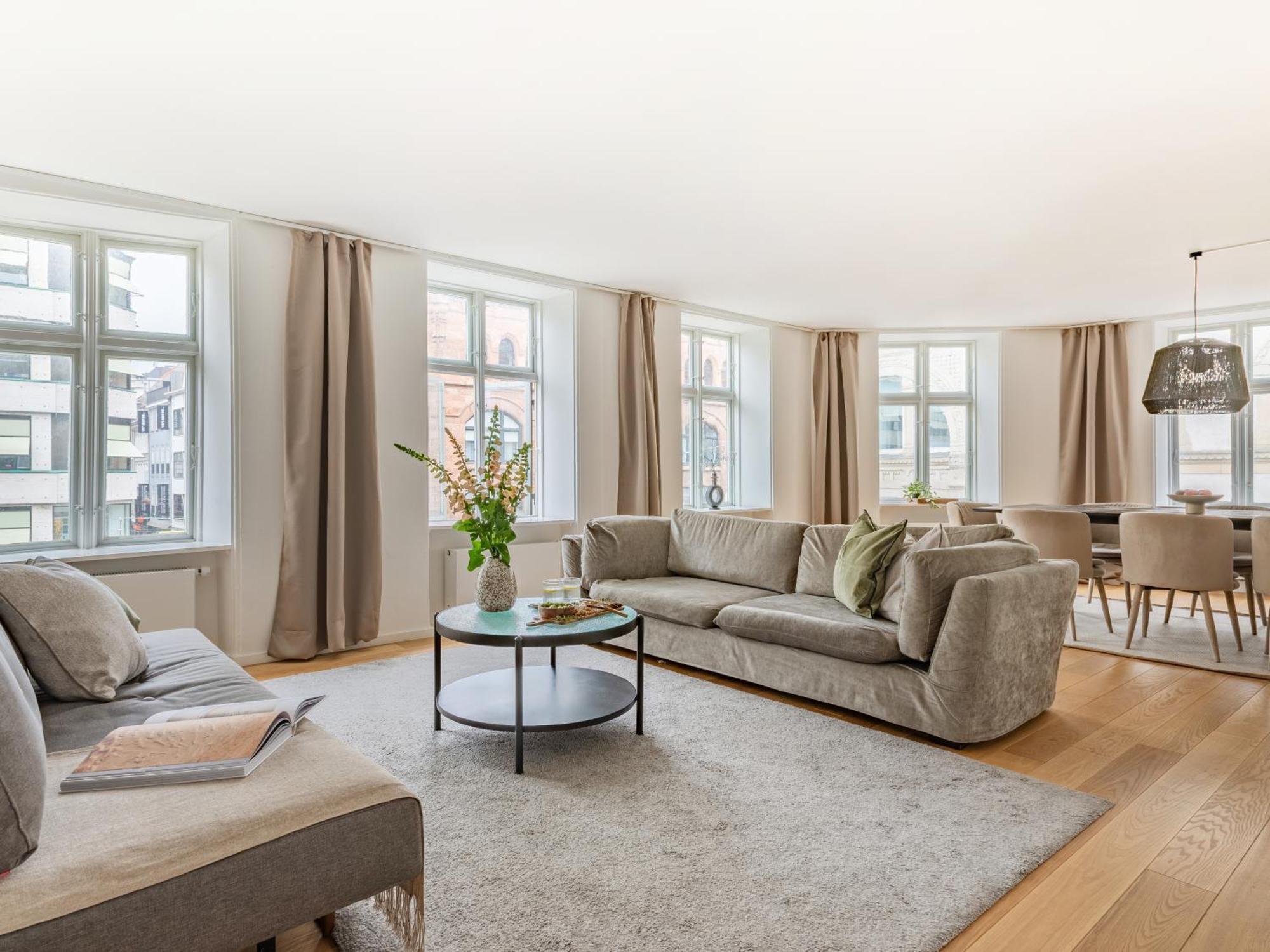 Sanders Regent - Popular Three-bedroom Near Square Kopenhagen